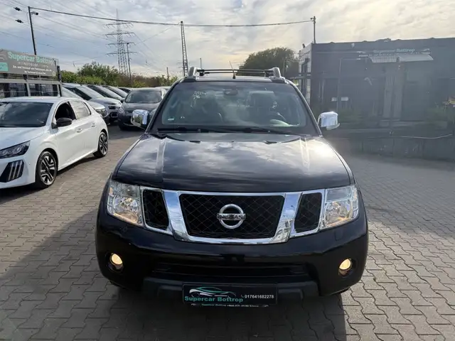 Nissan Navara Pickup Double Cab LE 4X4