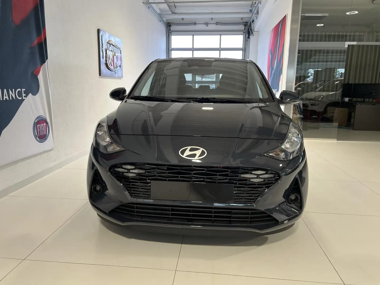 Hyundai i10 GO+ 1.2 MT 58 kW (79 PS) Klimaautomatik, Naviga... - 2