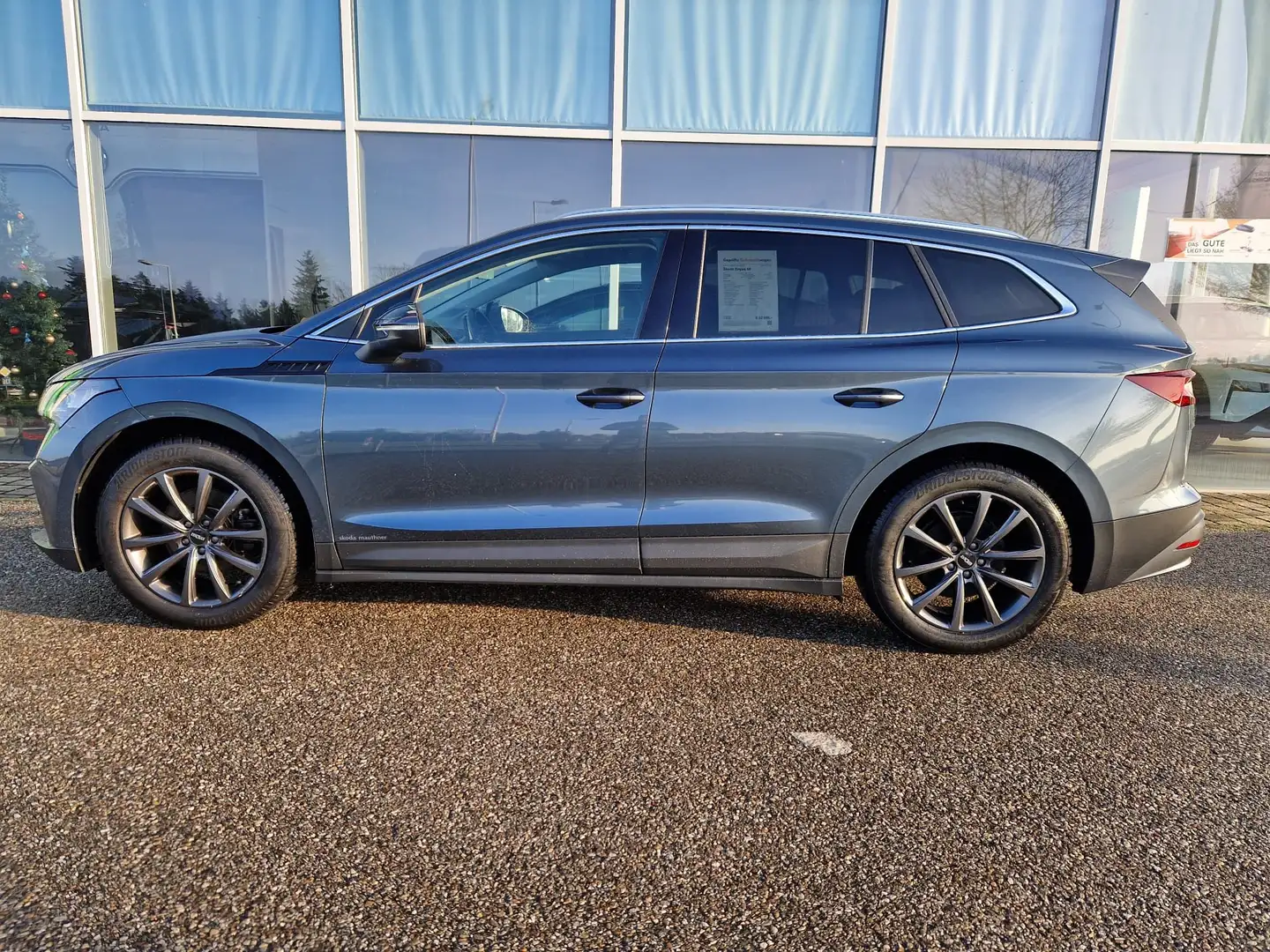 Skoda Enyaq 60 Loft Grau - 2