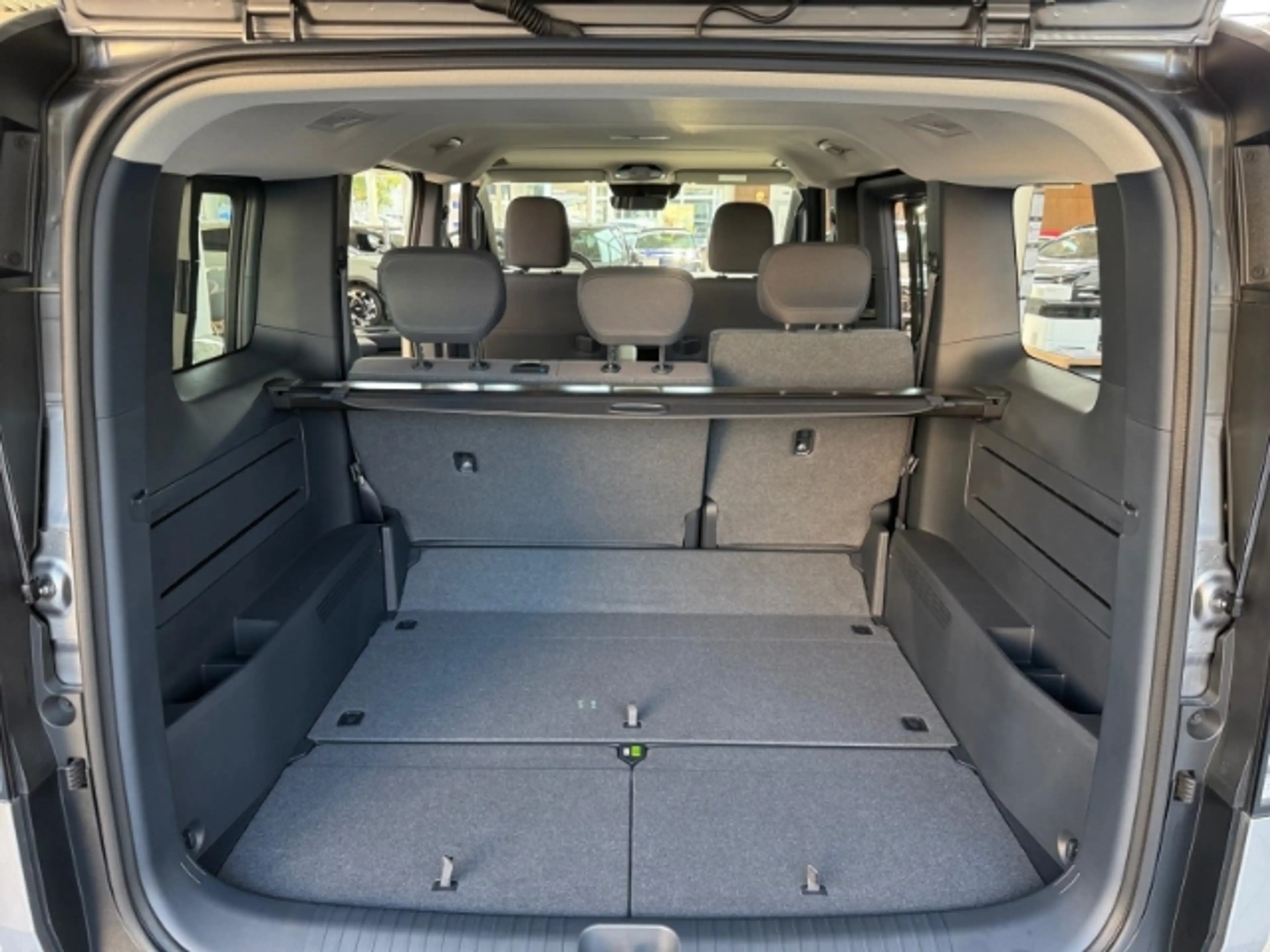 Kia PV5 Passenger Passenger Elite 71,0 kWh 2-3-0 WÄRMEPUMPE,360°KAME — photo 12