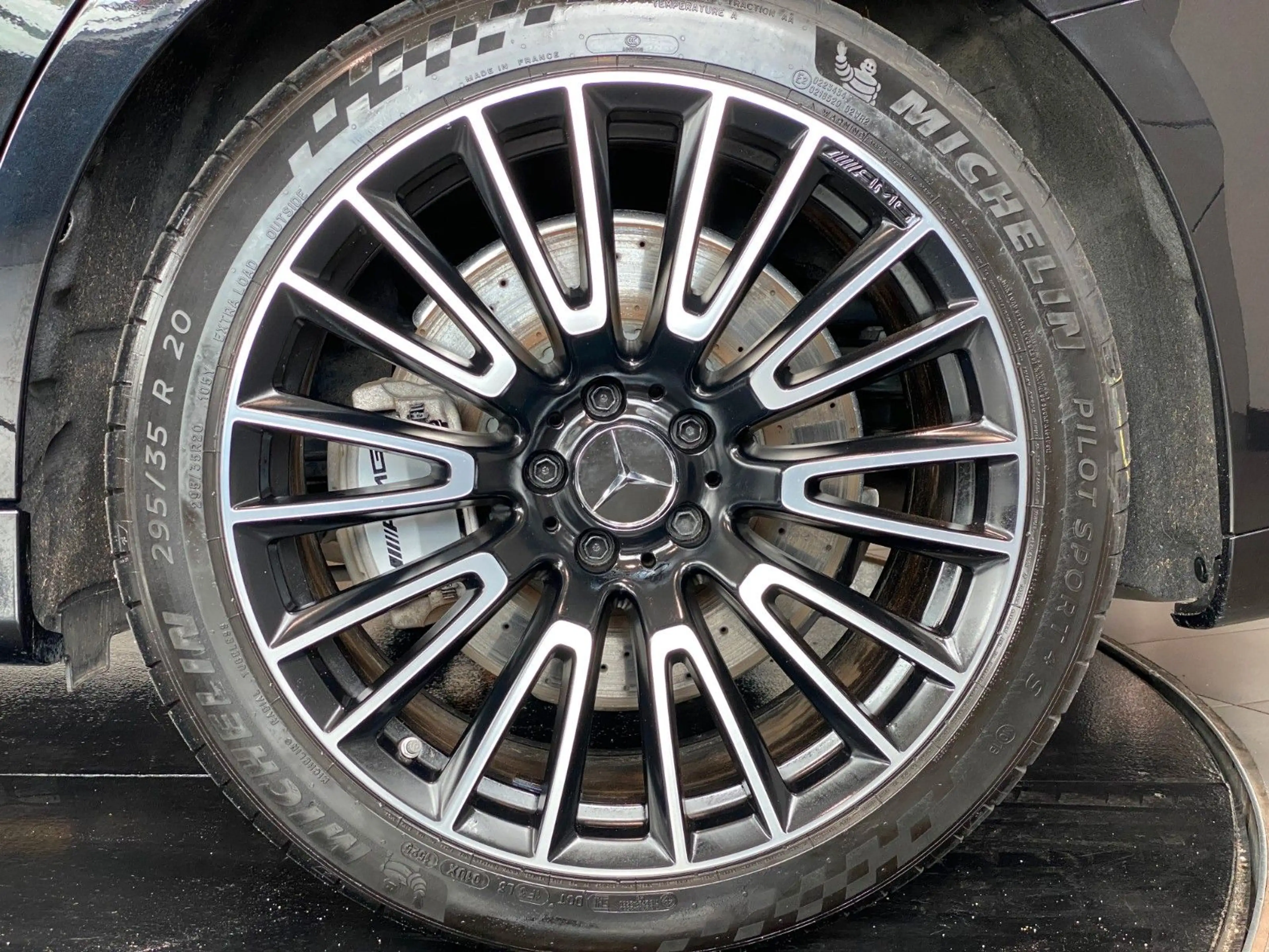 Mercedes-Benz E 53 AMG 4Matic Advanced Plus NightP DTR AHK 20" — photo 5