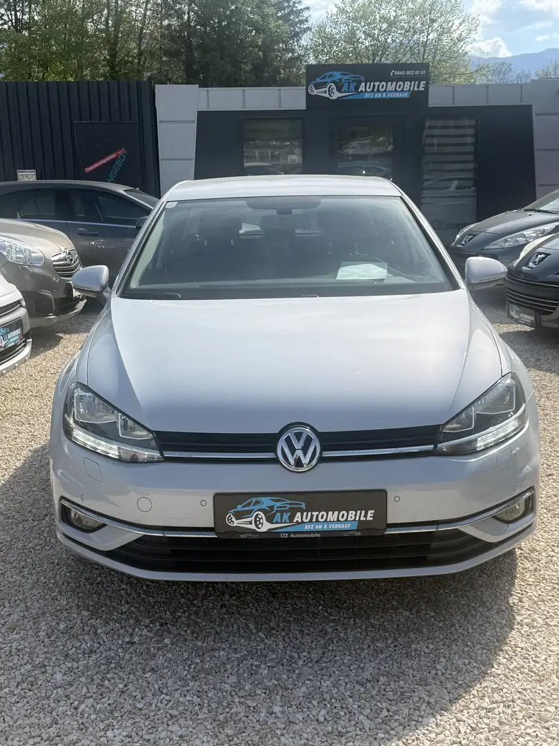 Volkswagen Golf Golf 1.0 TSI (BlueMotion Technology) Comfortline Grau - 1