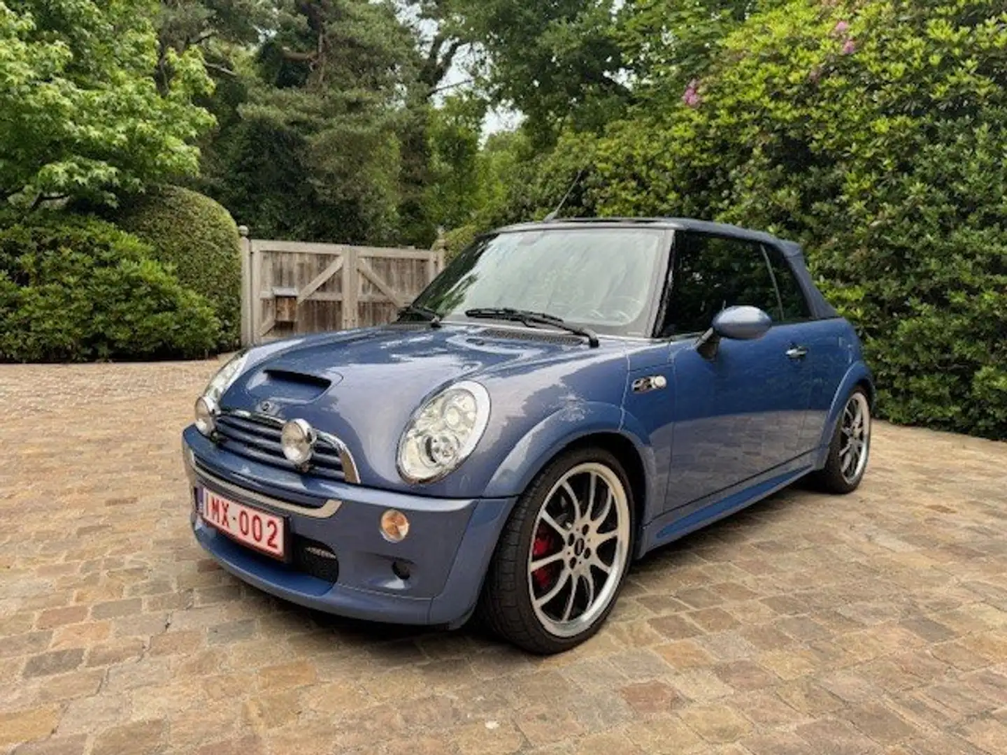 MINI John Cooper Works Cabrio Mini Cooper S Cabrio John Cooper Works Kit Bleu - 1