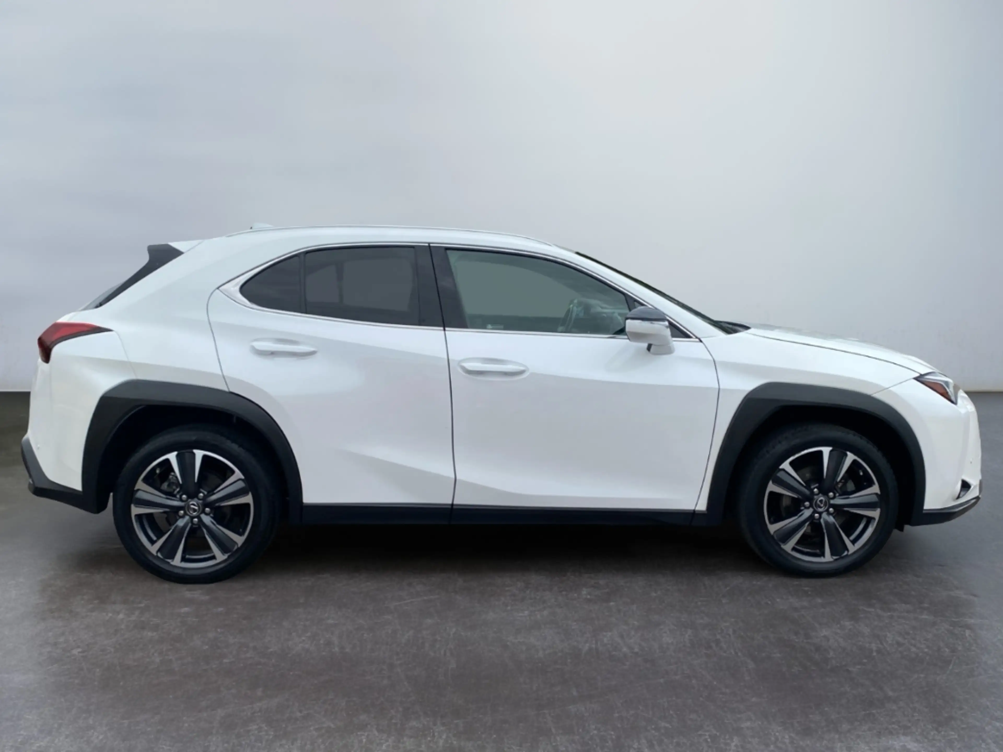 Lexus UX 250h Executive Line *LED*GSD*RCam*SHZ*ACC*PDC* — photo 10