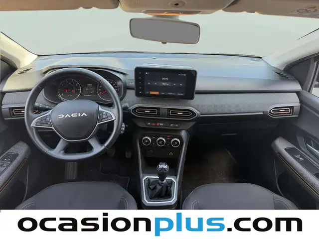 Dacia Sandero view 6