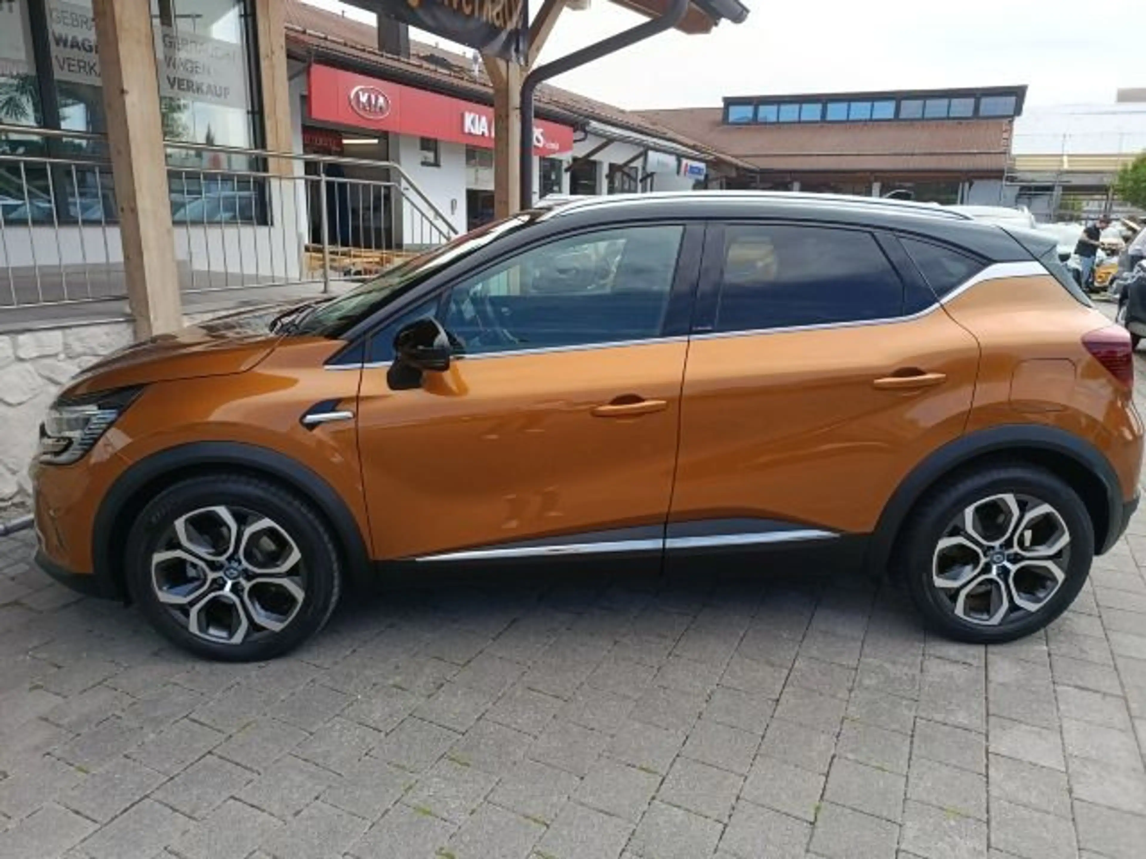 Renault Captur CAPTUR II 1.6 E-TECH Plug-In Hybrid 160 INTENS G — photo 11