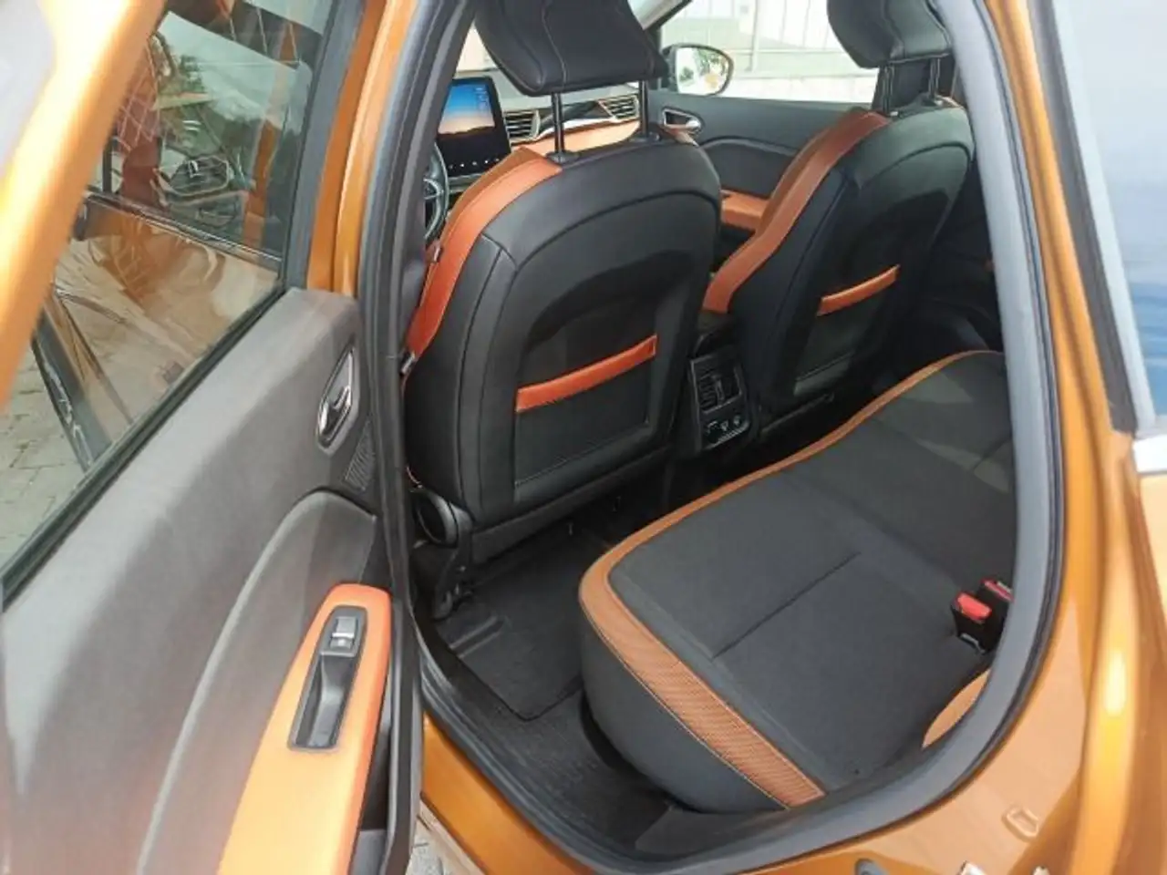 Renault Captur II 1.6 E-TECH Plug-In Hybrid 160 INTENS G, миниатюра 15