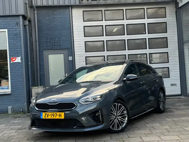 Kia ProCeed
