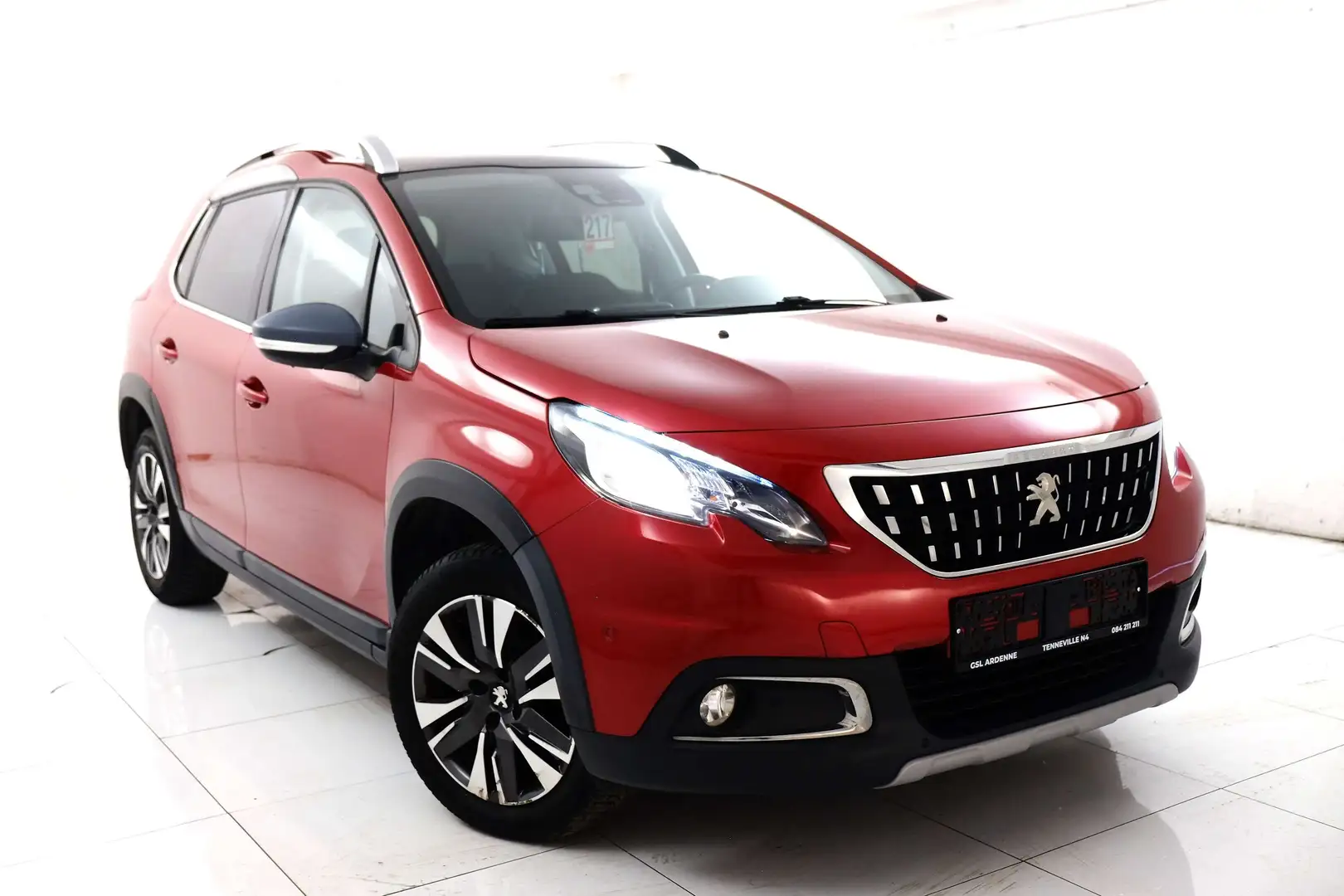 Peugeot 2008 1.2 110 CV 1ER PROPRIETAIRE # TOIT PANO CAMERA Rouge - 1