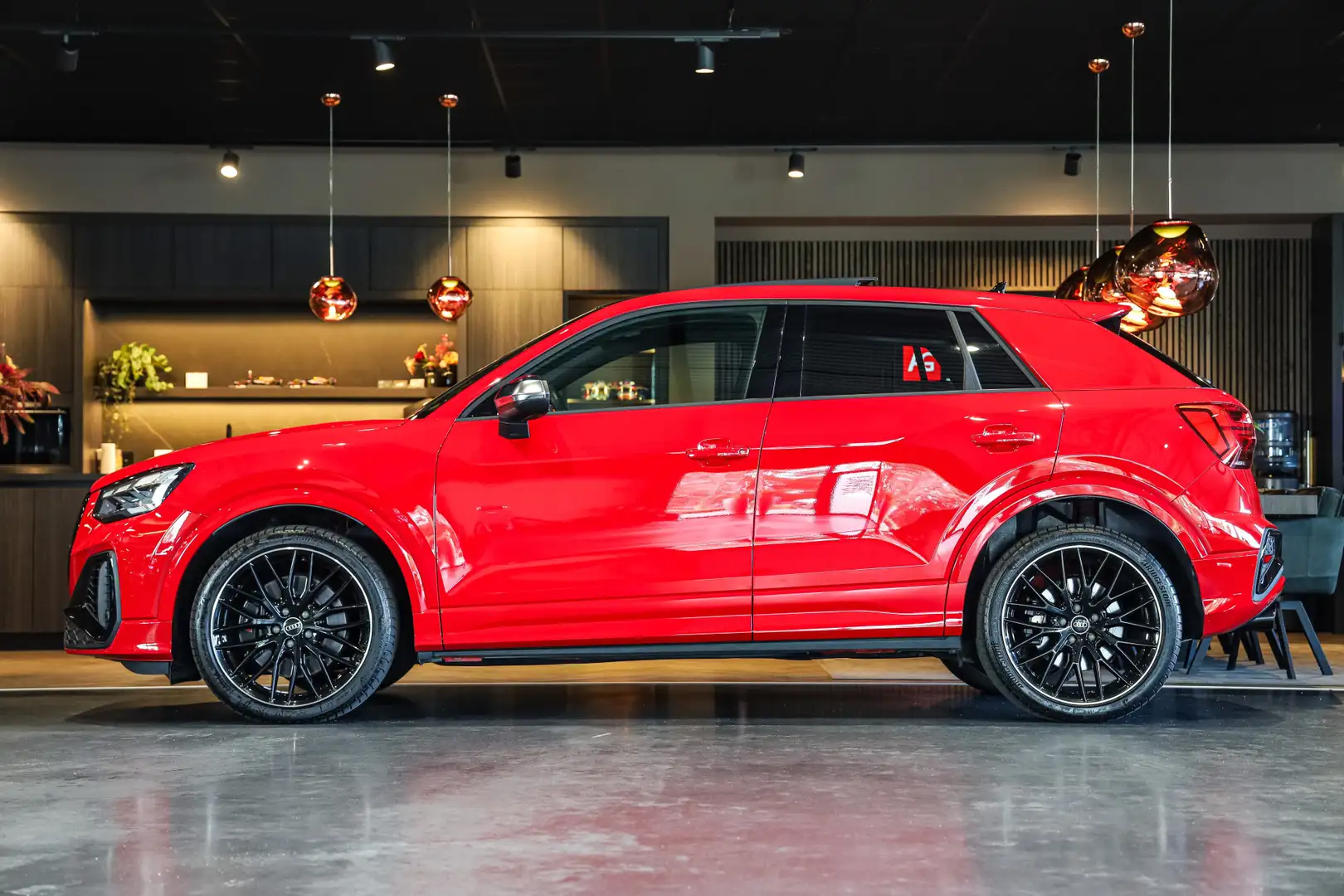 Audi SQ2 2.0 TFSI quattro Edition One VOLL Black Nappa RS L Rosso - 2