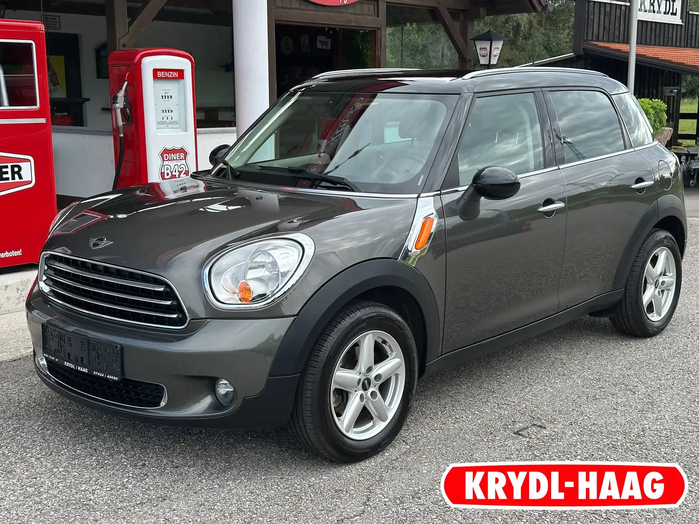 MINI Cooper Countryman MINI Countryman COOPER 1,6 Aut. Braun - 1
