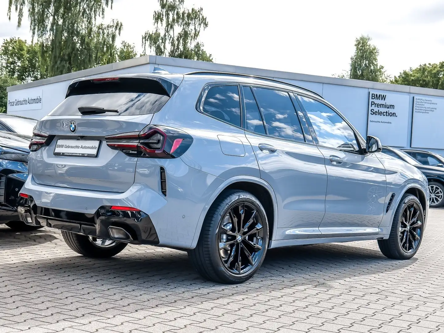 BMW X3 xDrive30d M Sport AHK RFK NAVI LED PDC V+H Grau - 2