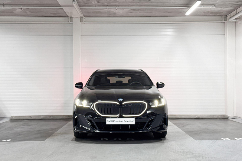 BMW 550 5 Serie Touring 550e xDrive | Bowers & Wilkins | I — photo 5