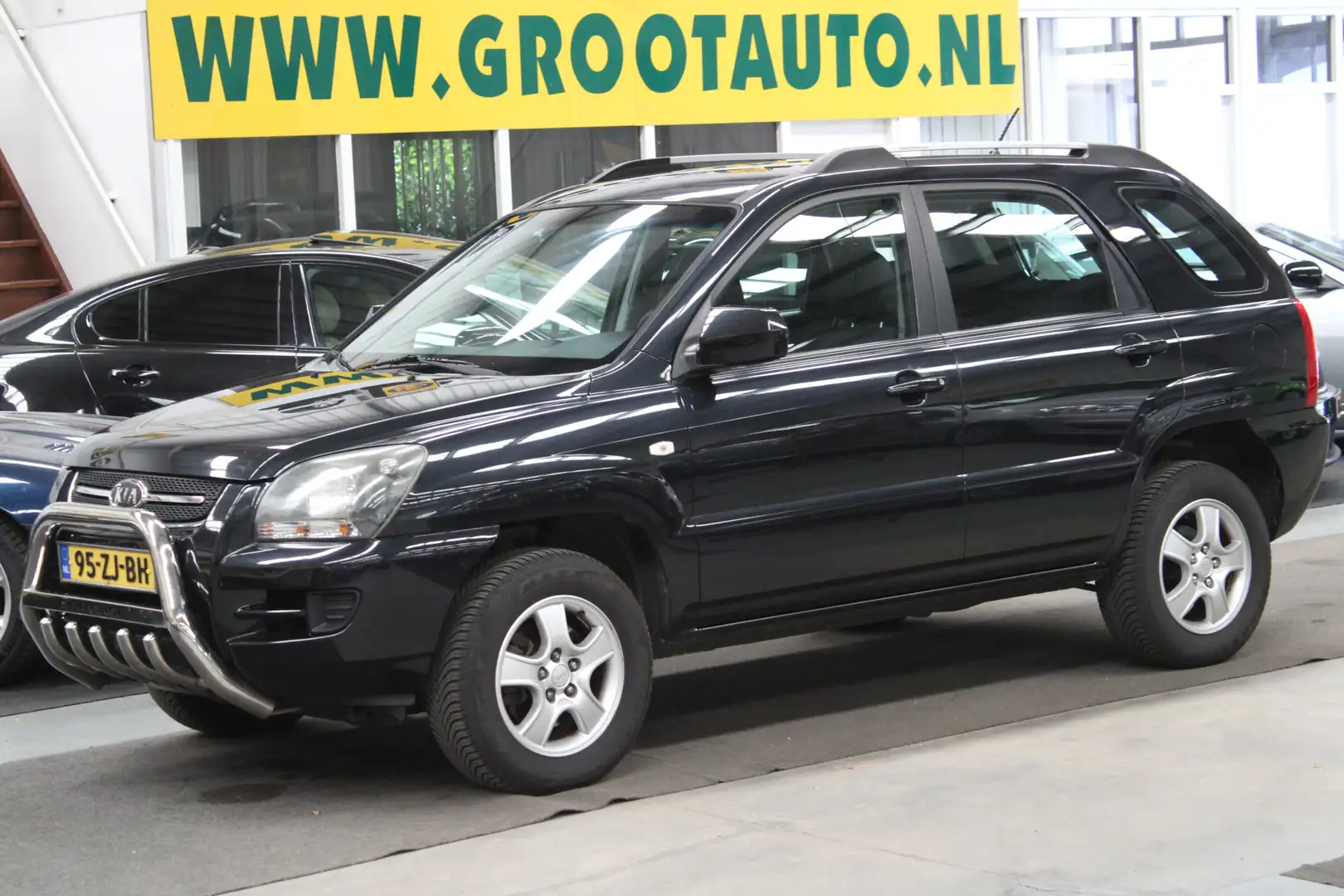 Kia Sportage 2.0 CVVT X-pect NAP, Airco, Trekhaak, Stuurbekrach Negru - 1