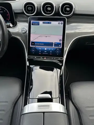 Mercedes-Benz C-Class view 14