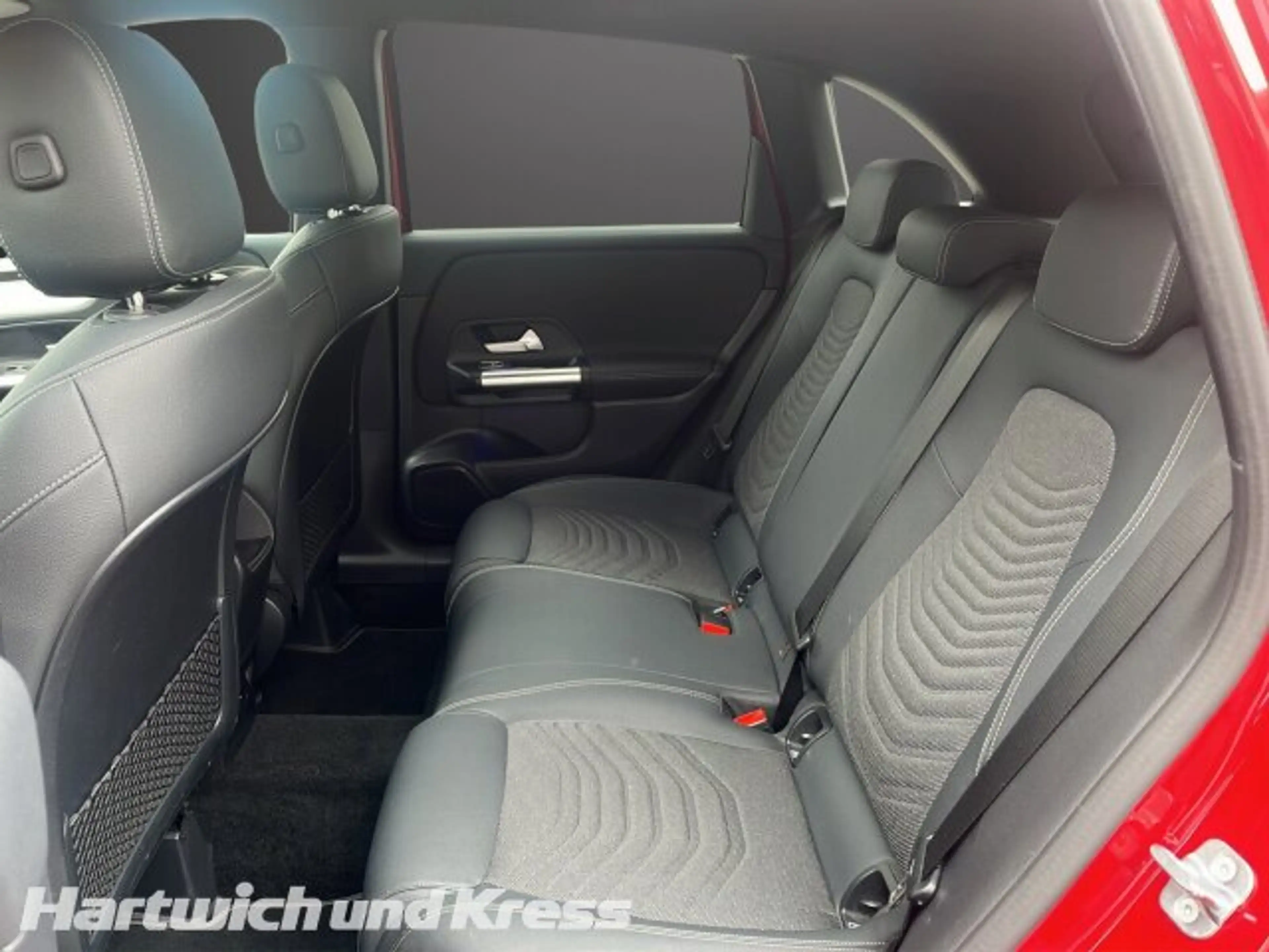 Mercedes-Benz B 220 B 220 d Progressive Line Advanced Plus+AHK+Totwinkel+MultibeamLED+Kamera+ — photo 15