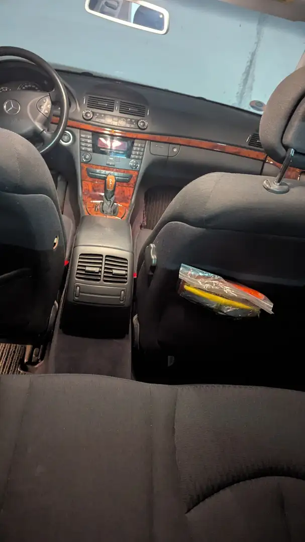 Mercedes-Benz E 240 E 240 (211.061) Gris - 2