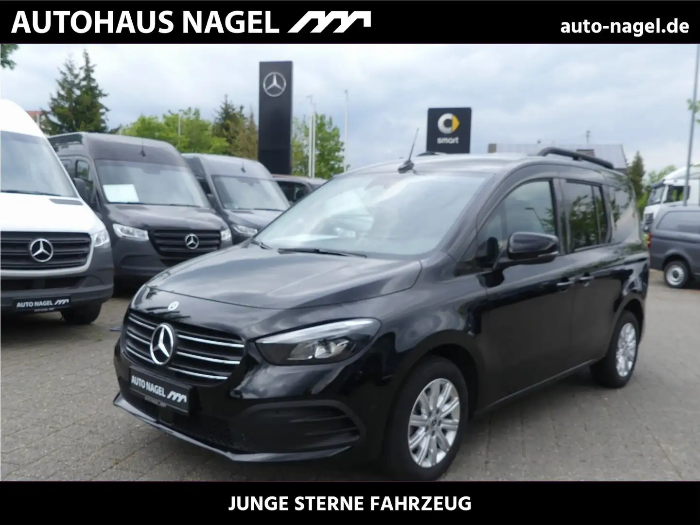 Mercedes-Benz T-Class T 180 d Progressive Kamera LED Navi AUTOMATIK Noir - 1