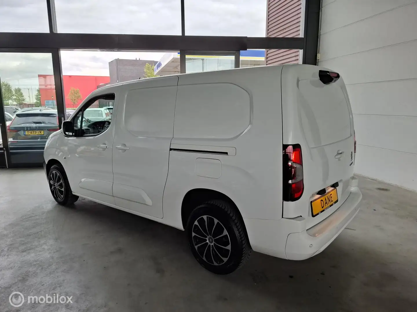 Peugeot Partner bestel 1.5 BlueHDI Long | AUTOMAAT | 2 SCHUIFDEURE Wit - 2