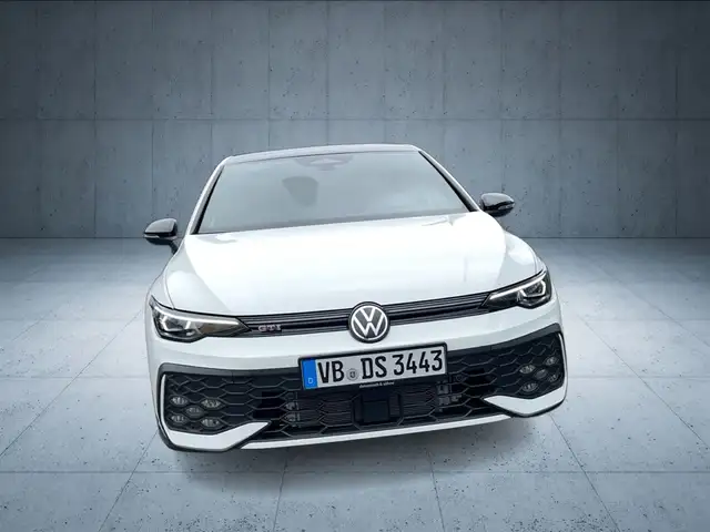 Volkswagen Golf view 8