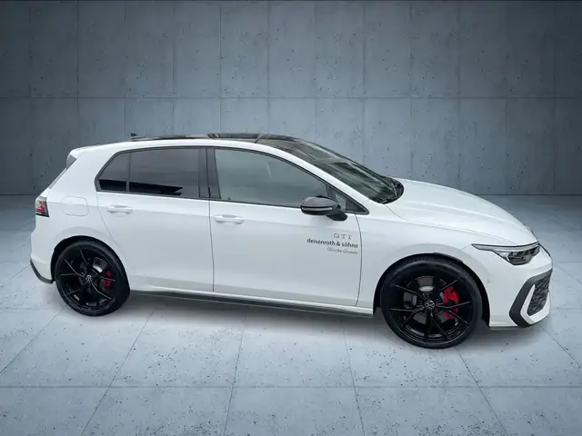Volkswagen Golf view 6