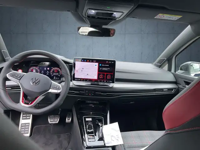 Volkswagen Golf view 11