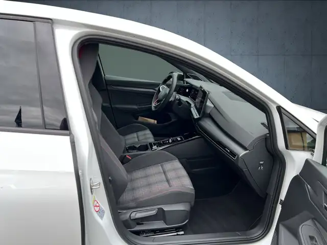 Volkswagen Golf view 15