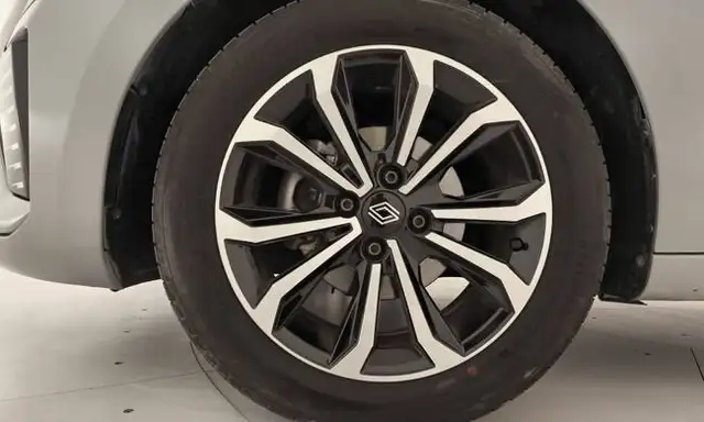 Renault Clio view 6