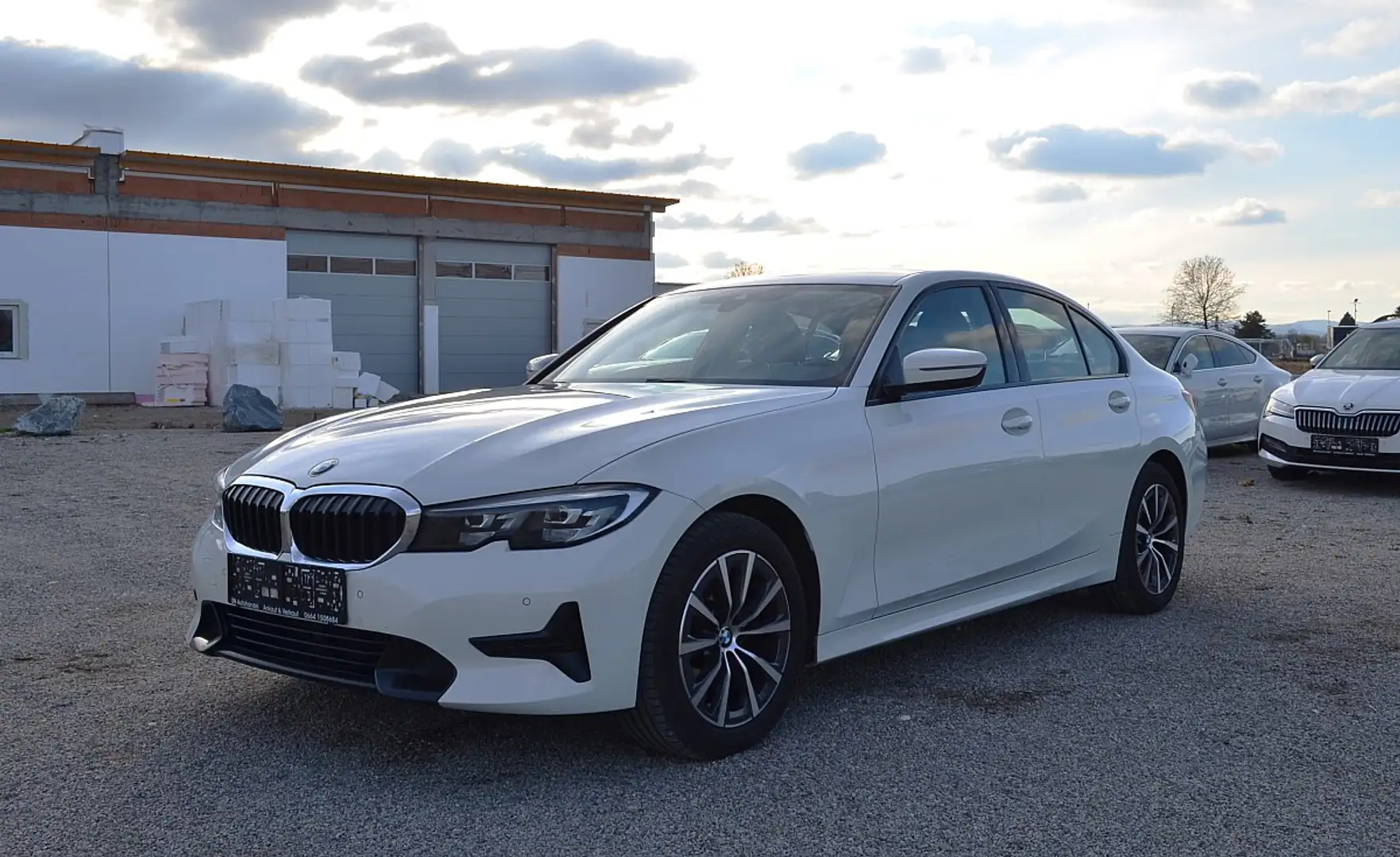 BMW 318 d Aut. Weiß - 2