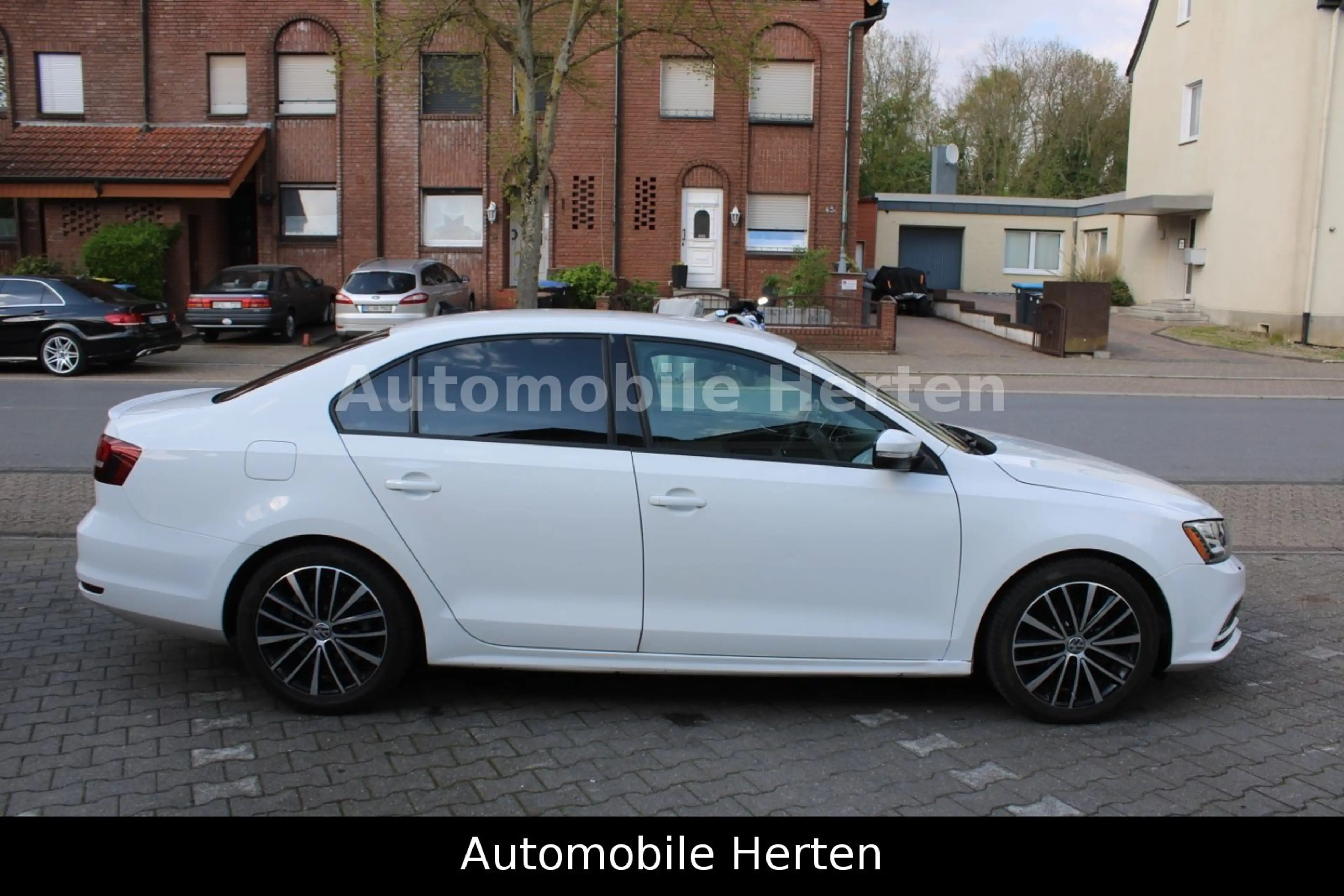 Volkswagen Jetta 1.8 TSI*LEDER*NAVI*DSG*ALU*TOP! — photo 8