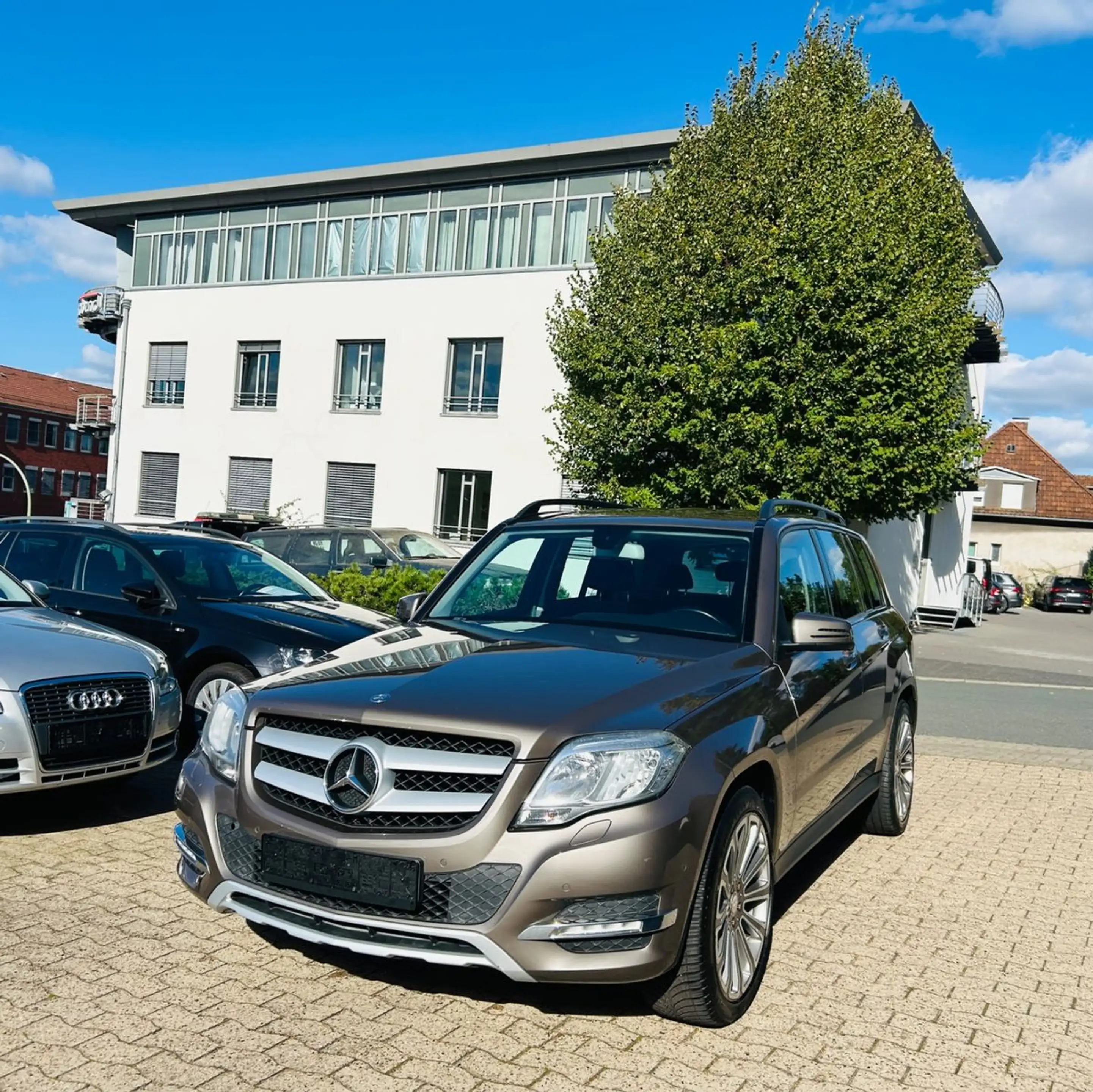 Mercedes-Benz GLK 200 CDI *AHK, Navi, Temp.* — photo 2