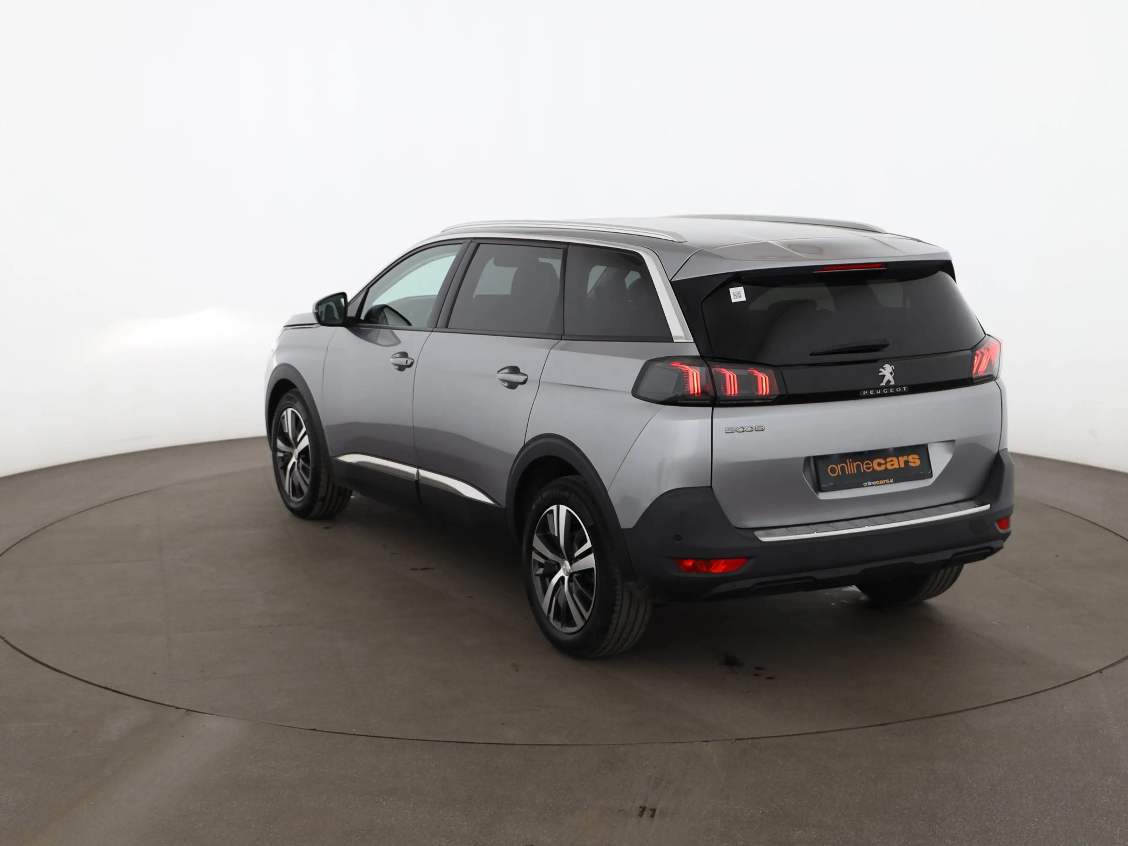 Peugeot 5008 1.5 BlueHDi 130 Allure Aut LED 7-SITZER NAVI — photo 7