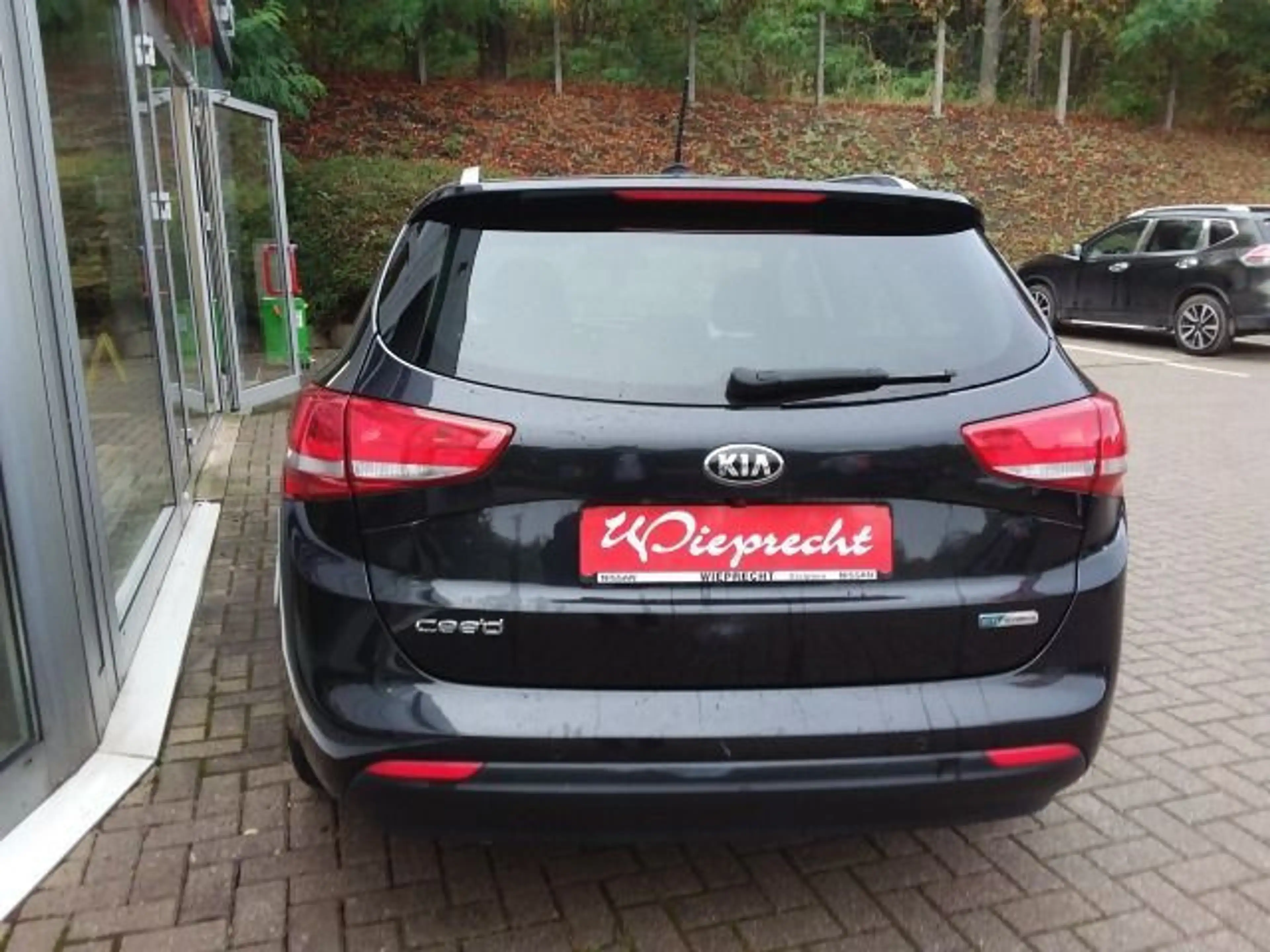 Kia Ceed / cee'd 1.6 CRDi Dream Team Sportswagon — photo 5