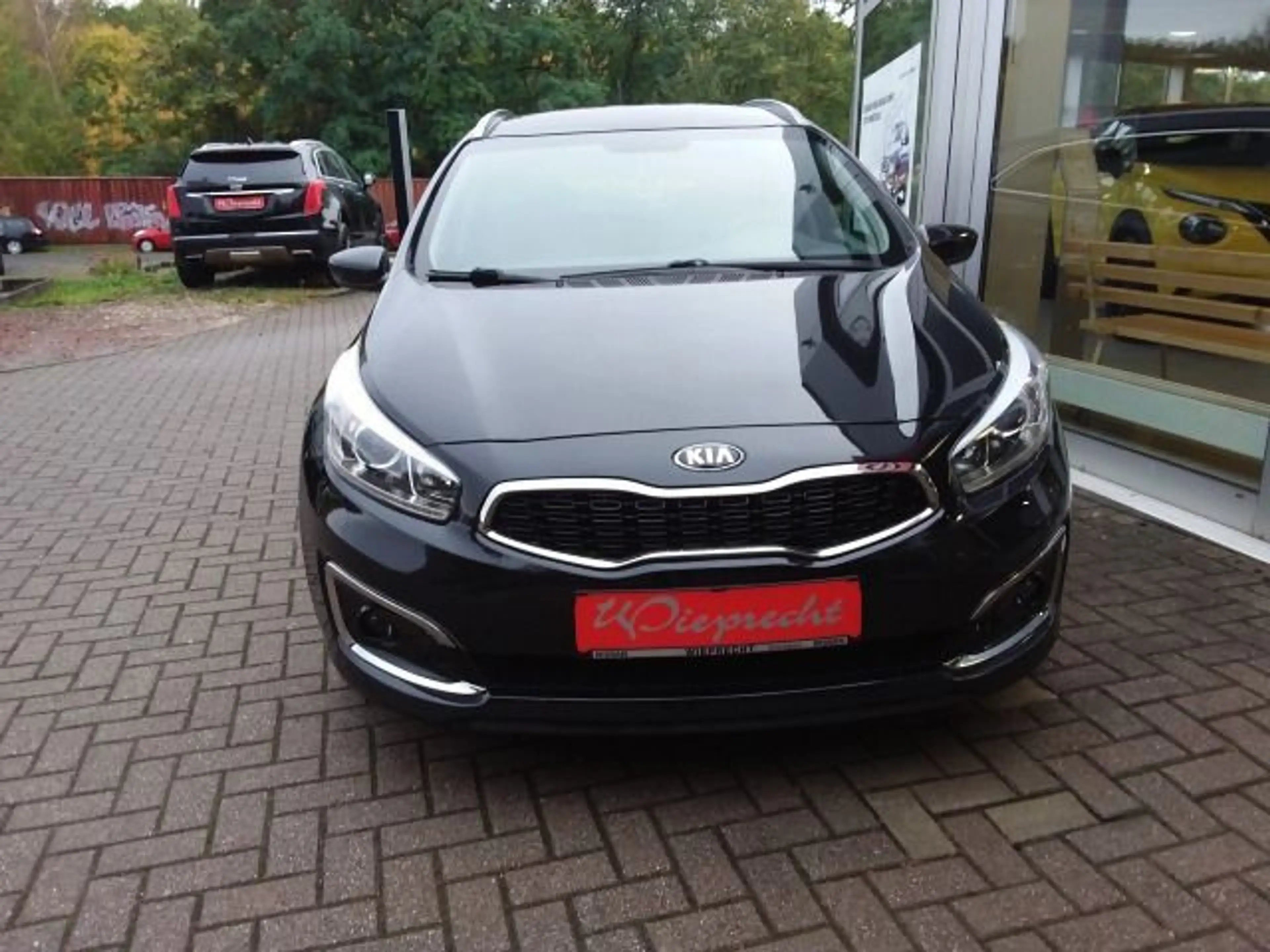 Kia Ceed / cee'd 1.6 CRDi Dream Team Sportswagon — photo 8