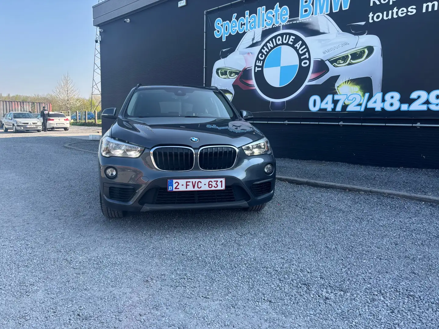 BMW X1 1.5 d sDrive16 Gris - 2