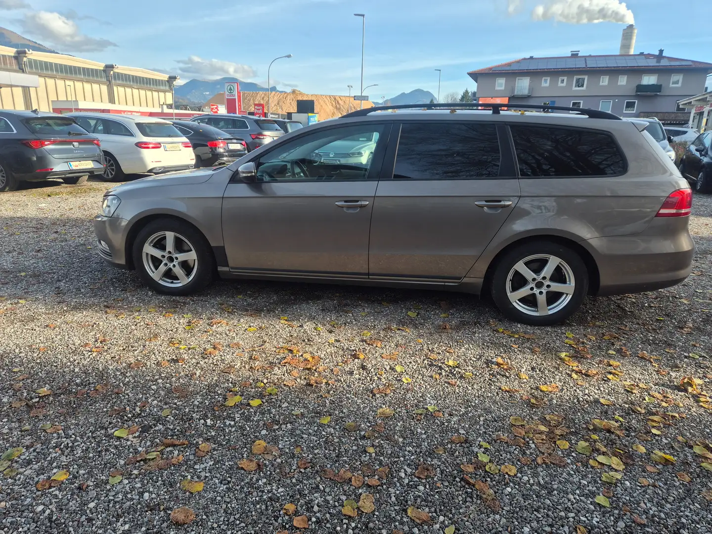 Volkswagen Passat Variant Trendline BlueMotion 1.6 TDI - 2