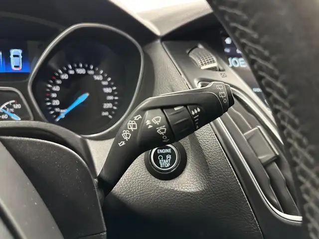 Ford Focus view 21
