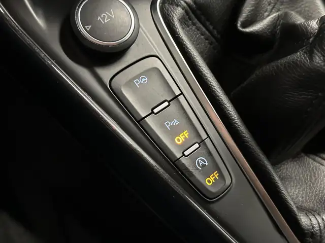 Ford Focus view 30
