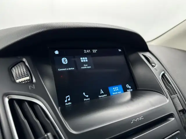 Ford Focus view 27