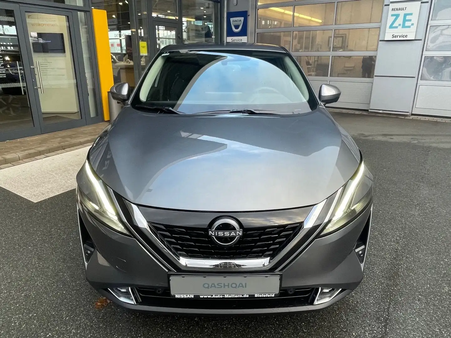 Nissan Qashqai NAVI|LED|Kamera|AC|SHZ|CarPlay|1.Hd Grau - 2