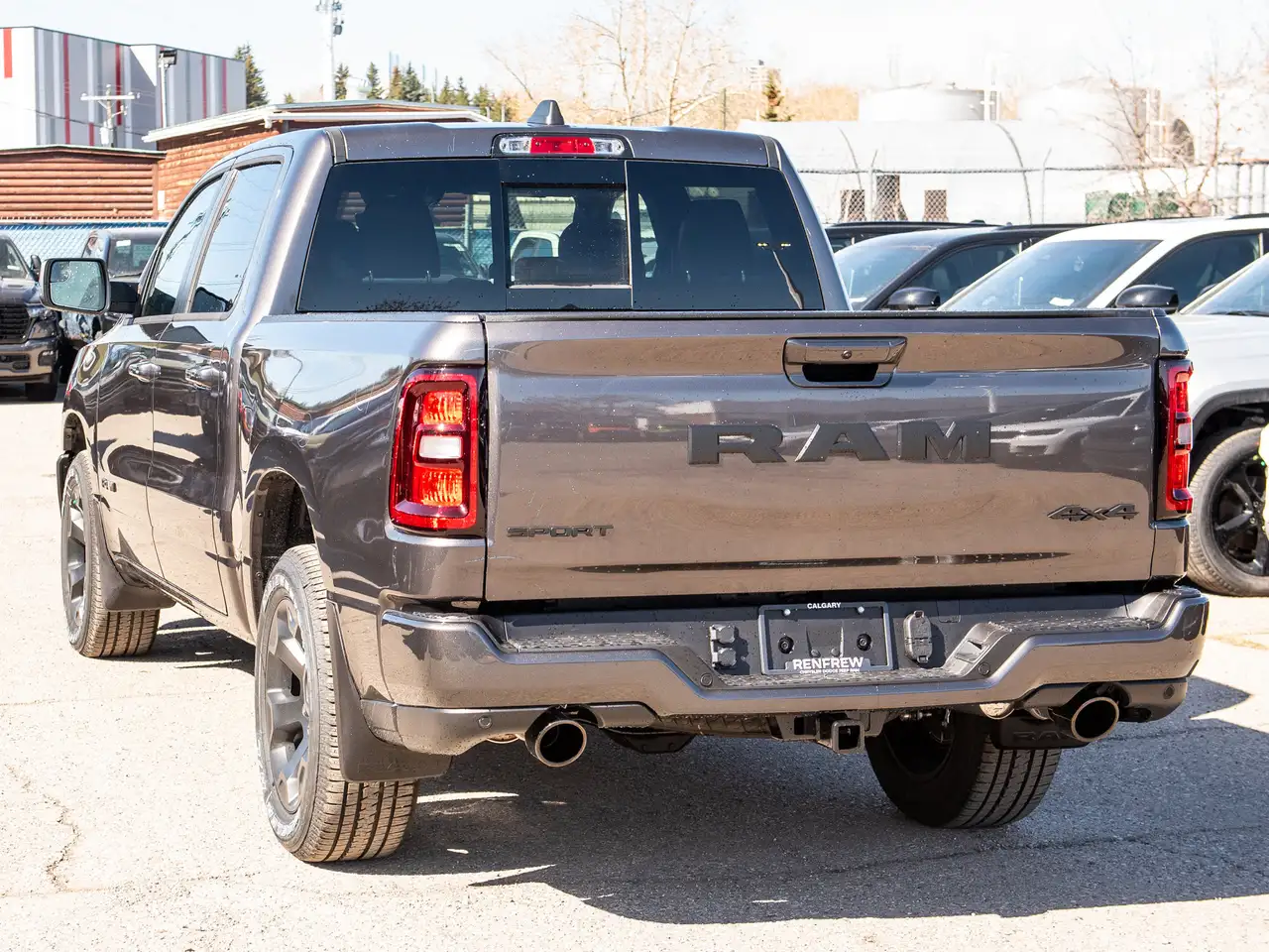 RAM 1500 снимка RAM 1500