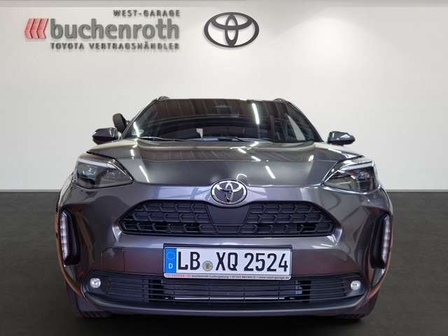 Toyota Yaris Cross Hybrid FWD Teamplayer + Winterpaket