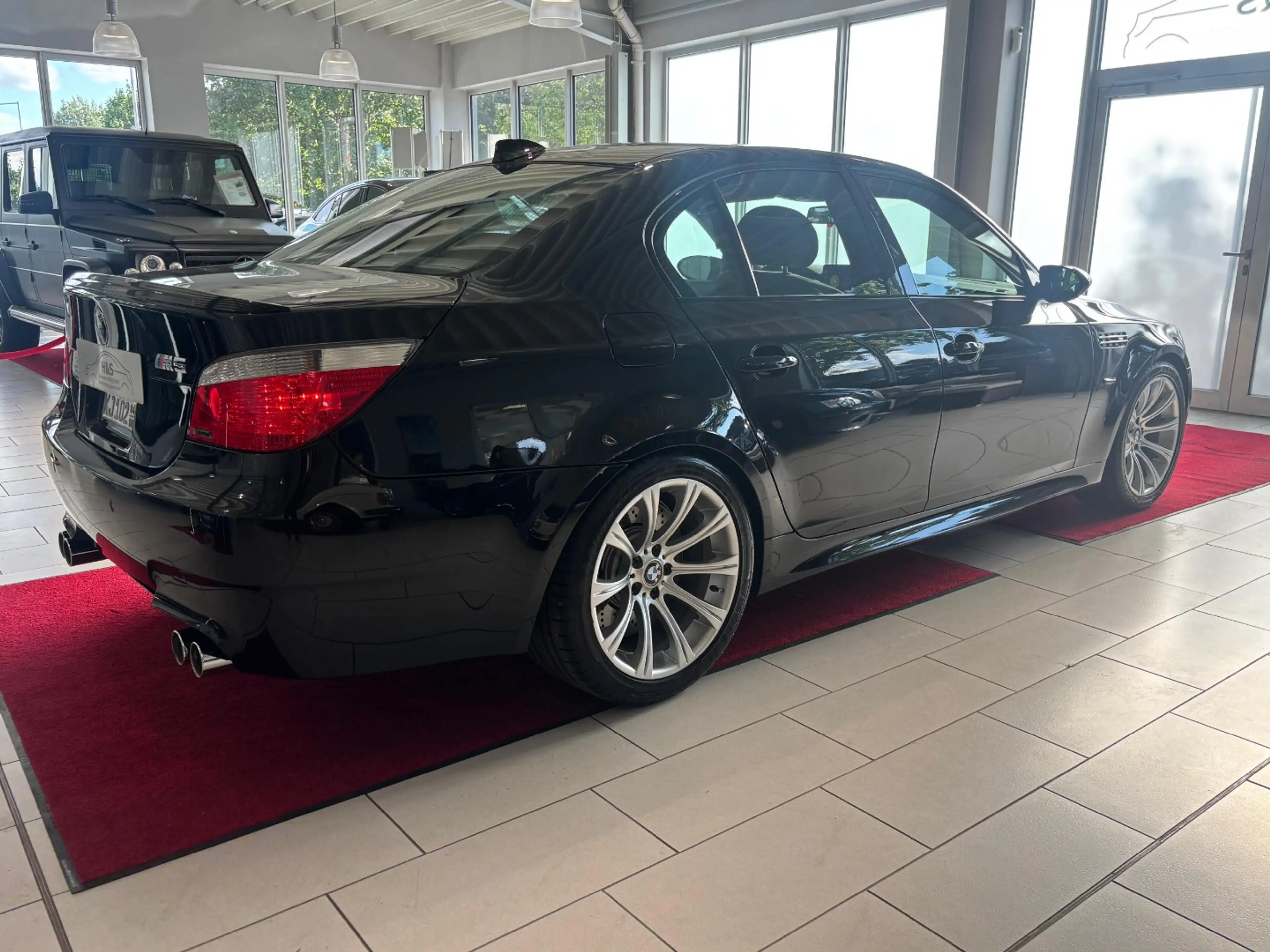 BMW M5 *PANO/HUD/KAMERA* — photo 10