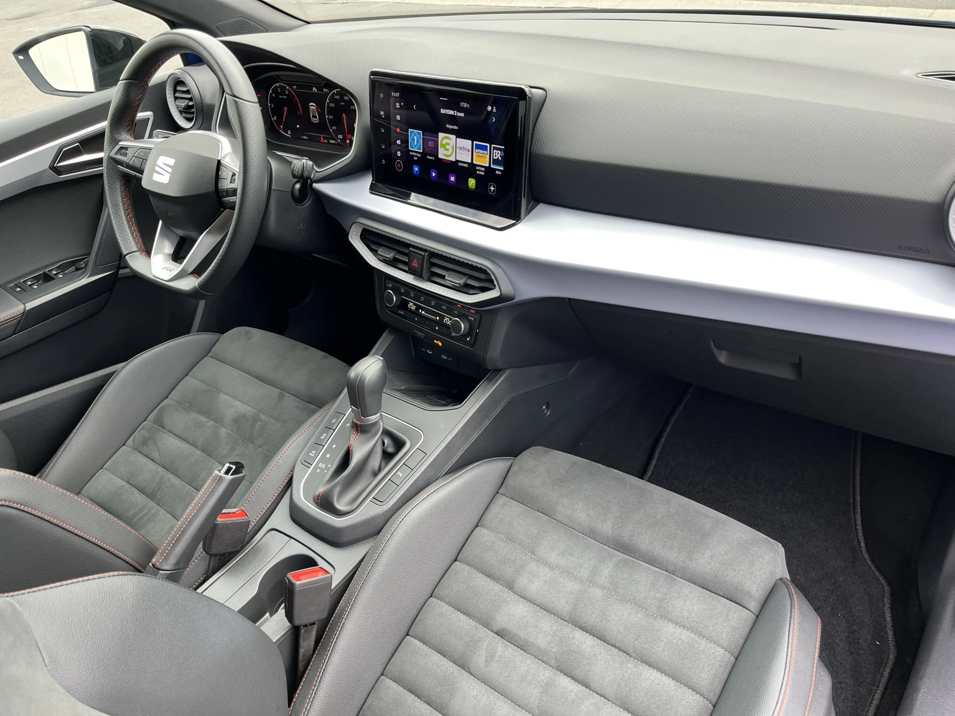 SEAT Ibiza 1.5 TSI DSG FR 125€ m.20% Anz. Navi KEYLESS ACC — photo 14
