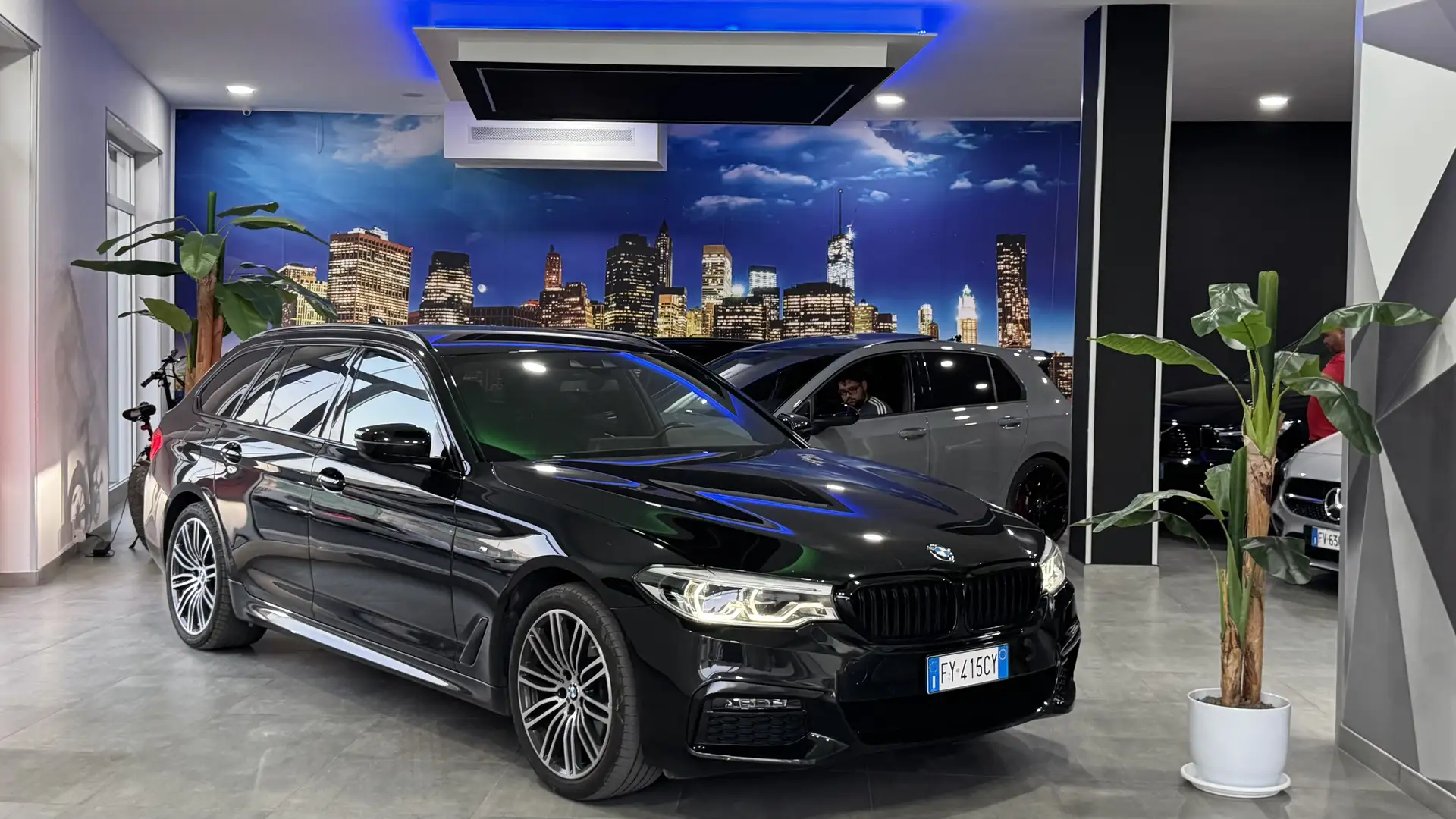 BMW 520 520d Touring xdrive Msport 190cv auto - 1
