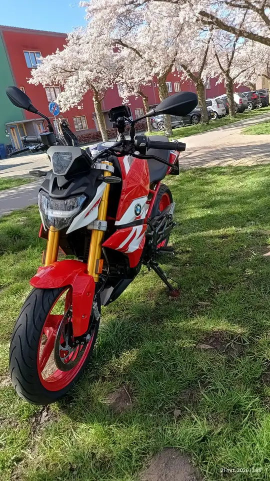 BMW G 310 R