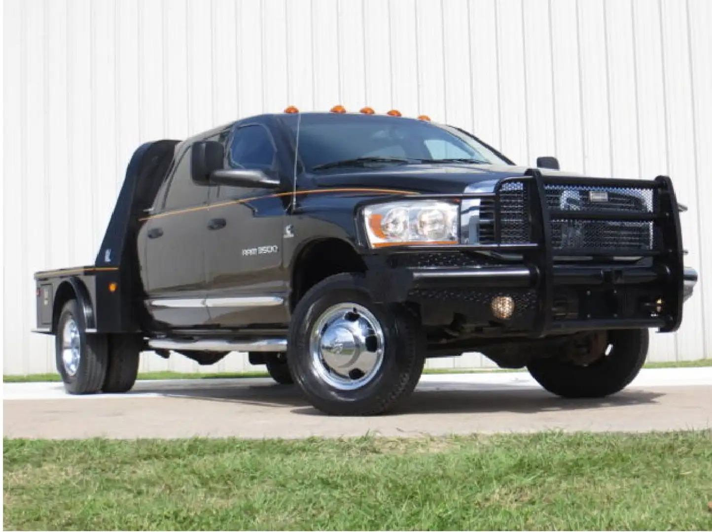 Dodge RAM Czarny - 1