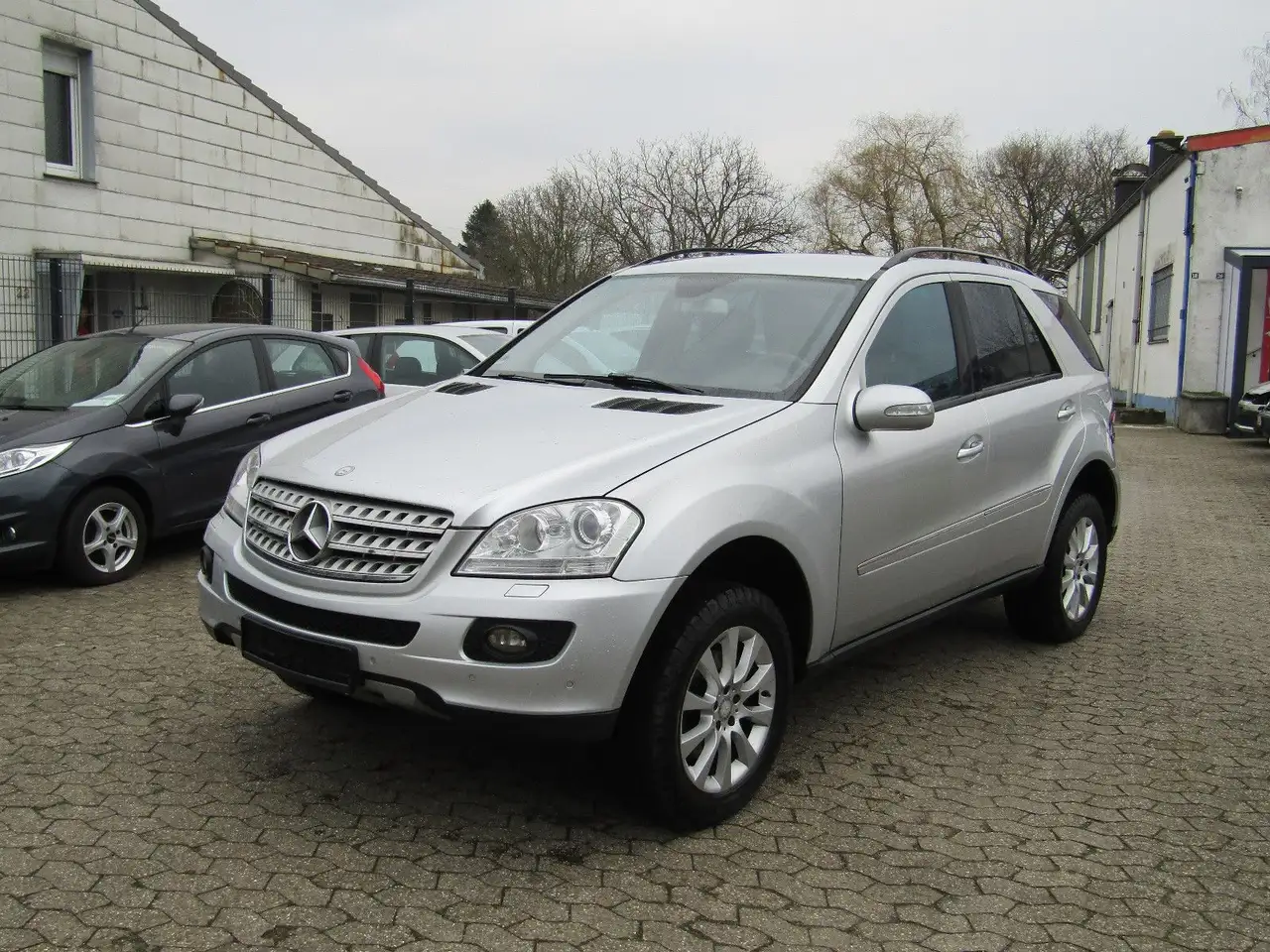 Mercedes-Benz ML 280