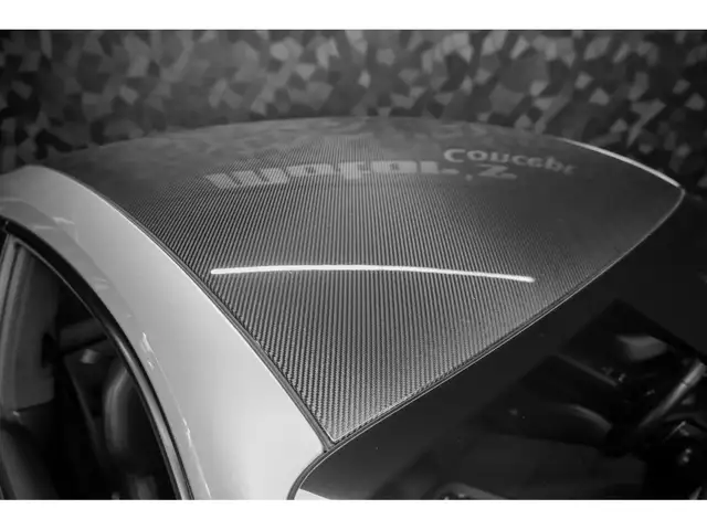Porsche 911 view 13