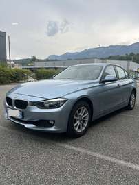 320i xDrive 184 ch 149 g Lounge A